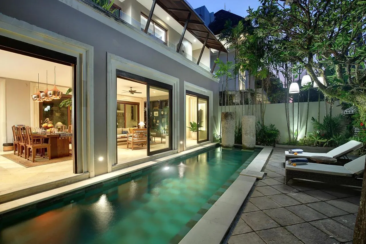Villa Giva Seminyak - 2 Bedrooms Seminyak アパート スミニャック