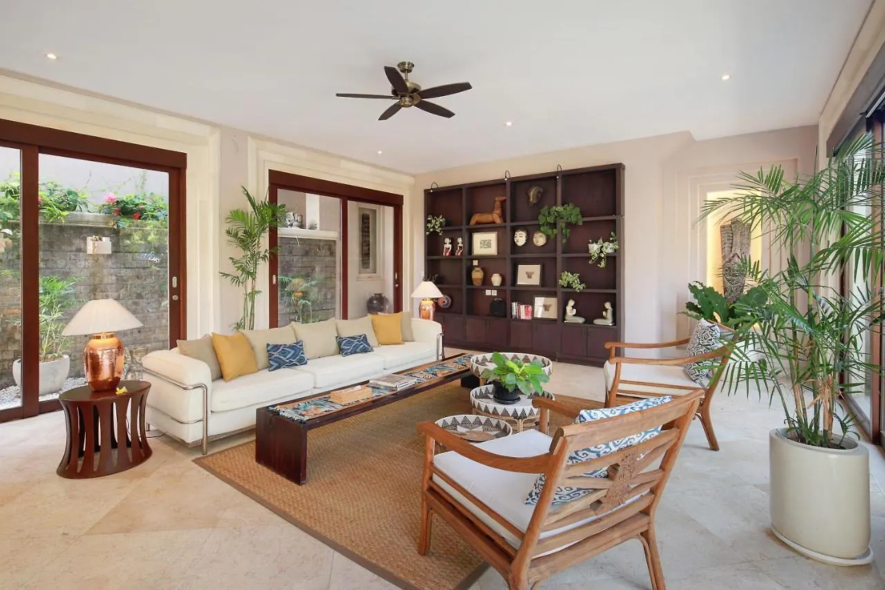 Villa Giva Seminyak - 2 Bedrooms Seminyak アパート