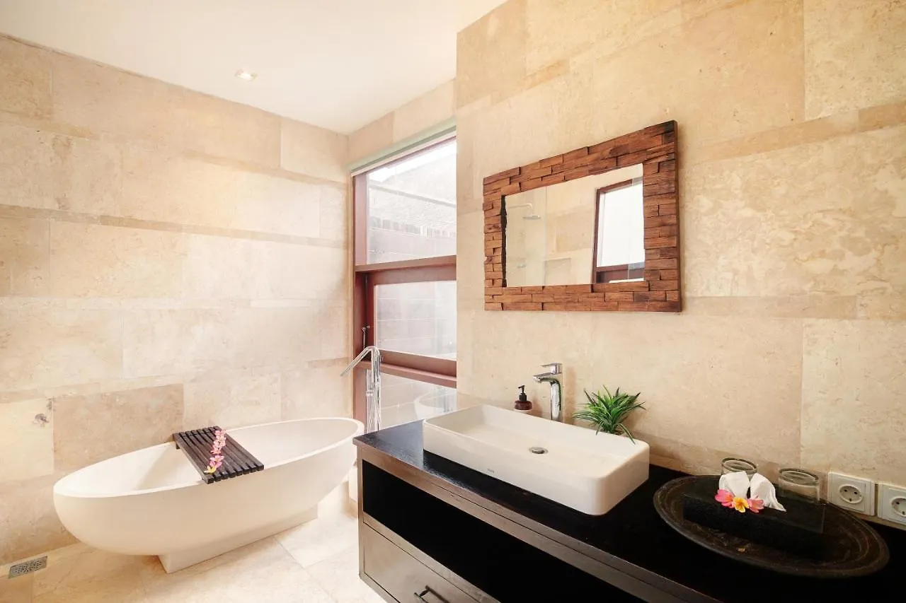 Villa Giva Seminyak - 2 Bedrooms Seminyak 0*, スミニャック